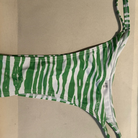 Green & white two piece, striped bikini size medium - Picture 6 of 8